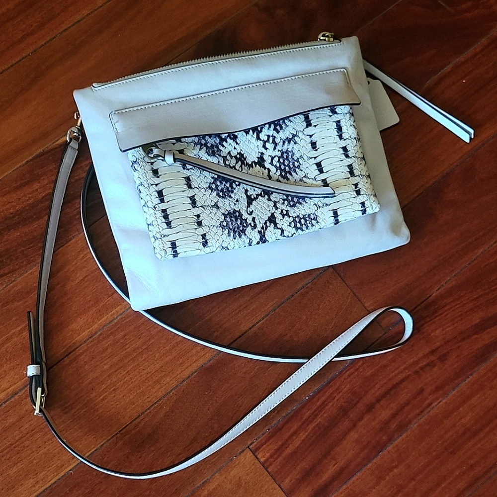 Coach Crossbody Bag Peachy Cream Leather